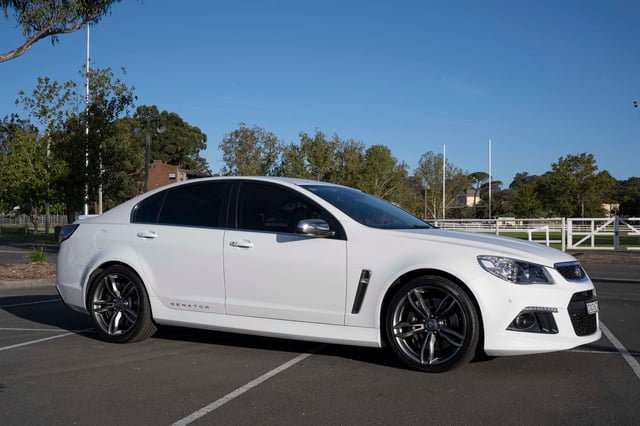 2015 VF HSV Senator Signature Build No.397 - Image 103303