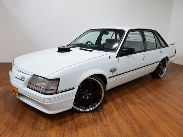 1985 VK Commodore HDT SS Group 3 Replica - Image 75144