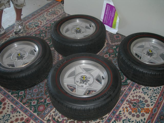 Bathurst Globes x 4 - Image 15365