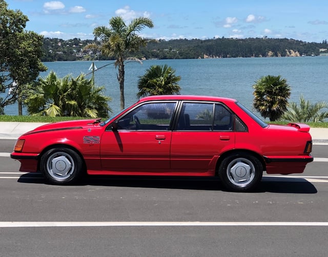 1982 HDT Brock VH Commodore SS Group Three #619 - Image 77190