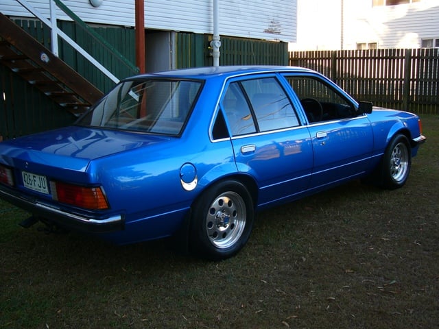 VH SL Commodore - Image 8862