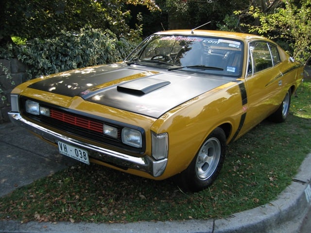 VH E38 Valiant Charger - Image 11613