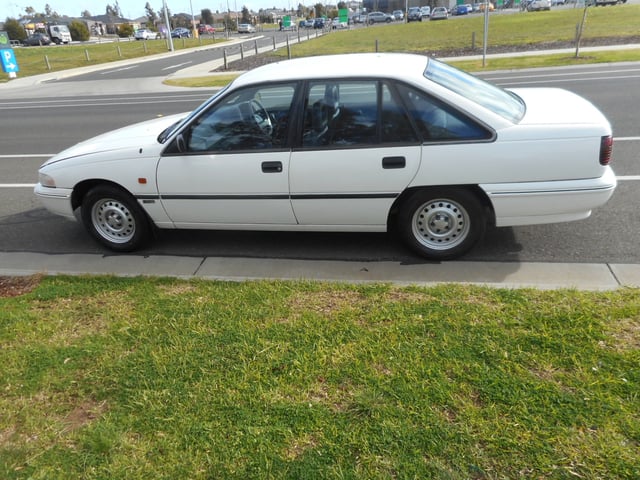 1991 VP Commodore Executive BT1 5.0L V8 .. SA POLICE - Image 72706
