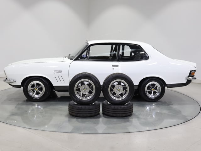1972 Holden LJ Torana GTR XU1 - Glacier White … - Image 138213