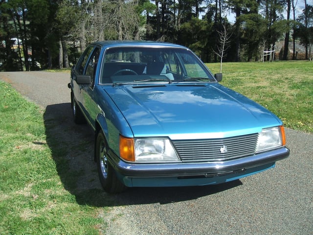 Holden VH Commodore Vacationer 4.2 V8 - Image 54908
