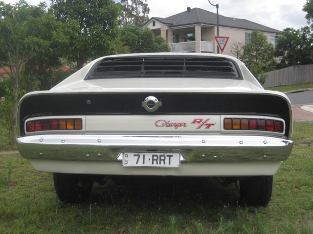 VH R/T Valiant Charger Replica - Image 15406