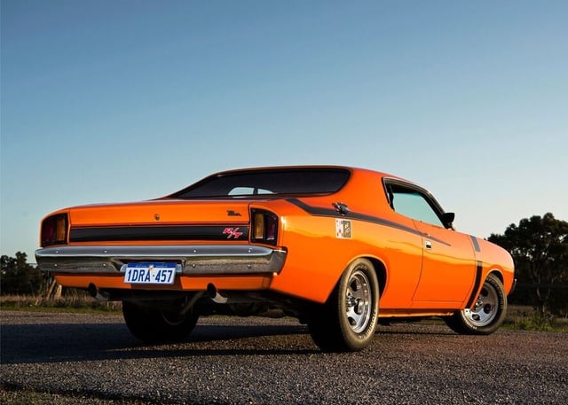 VH Valiant Pacer R/T Hardtop 340 6 Pack V8 - Image 73661