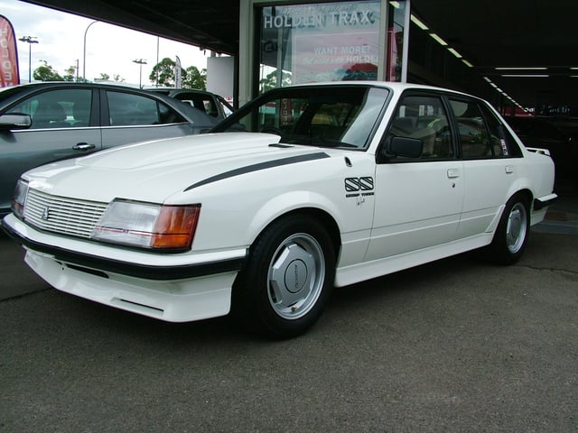 1983 VH Group 3 Brock Commodore #982 - Image 47995