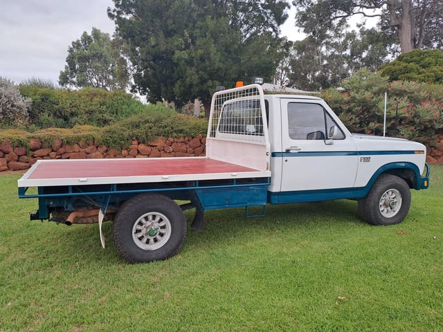 1986 Ford F100 4WD - Image 139840