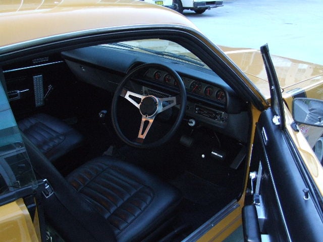 VH E38 Charger - Image 10773