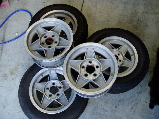 Bathurst Globe Wheels '74 stamped - Image 9120