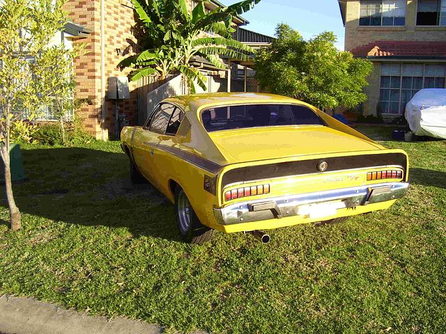 VH Valiant Charger - Image 11867