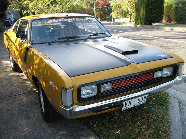 VH E38 Valiant Charger - Image 11611