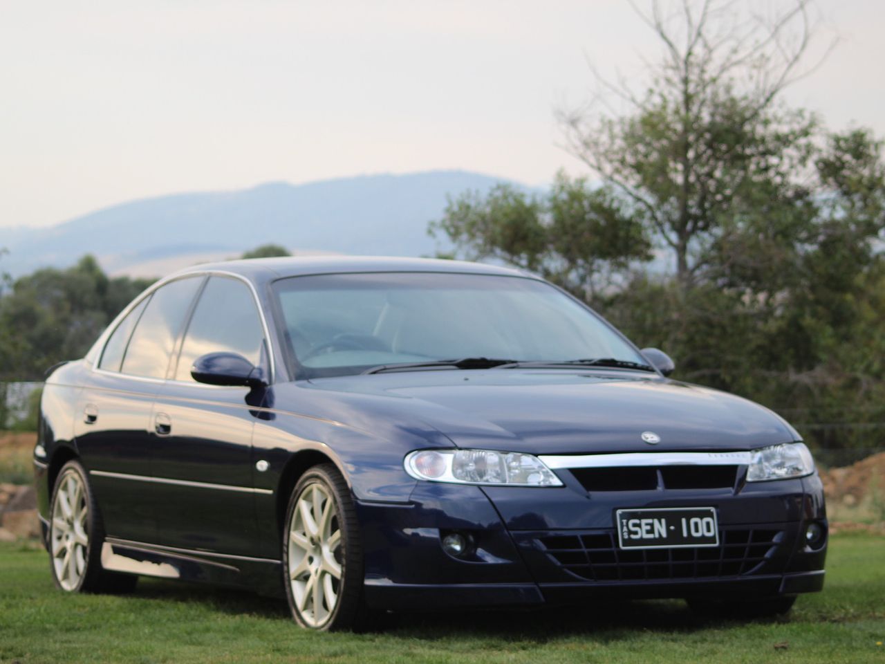 2001 VX HSV Senator Signature - 18,220 km - Image 103610