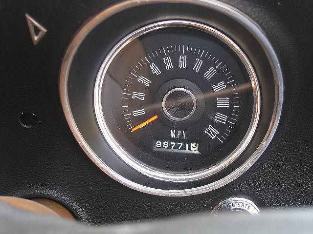 XY Fairmont V8 - Image 4720