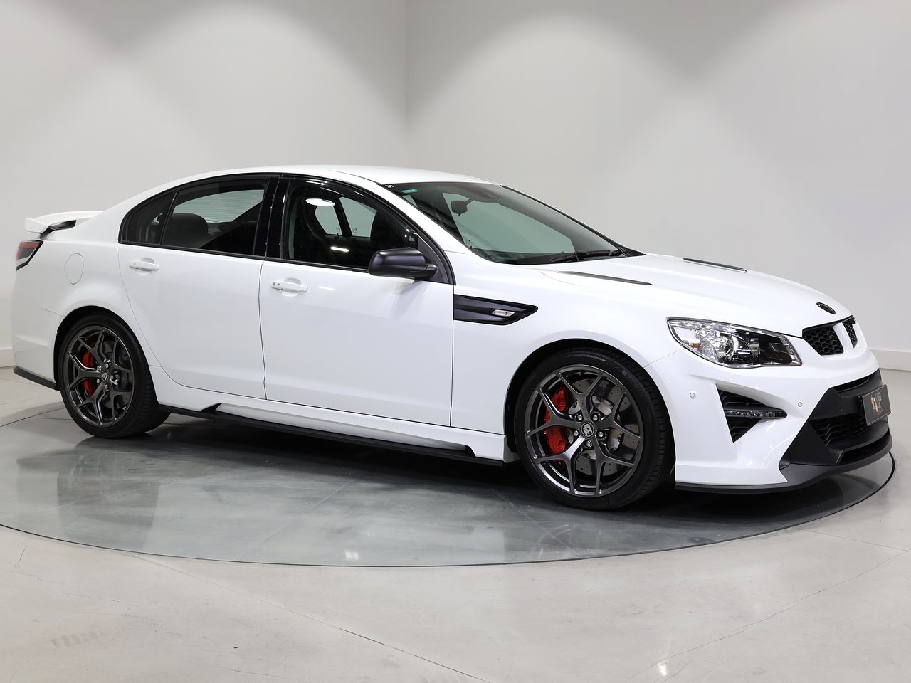 2017 HSV GEN-F2 GTSR Build No 541 - Heron White - Image 146355