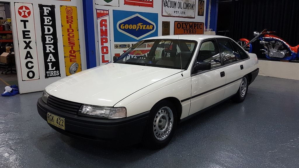 1989 VN Commodore - BT1 Police Car - Image 35272