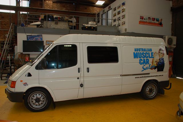 Turbo! LWB Mid Roof Ford Transit Van - Image 31408