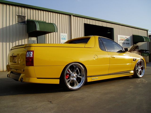 Walkinshaw VZ Series 2 HSV Maloo R8 Ute - Image 35976